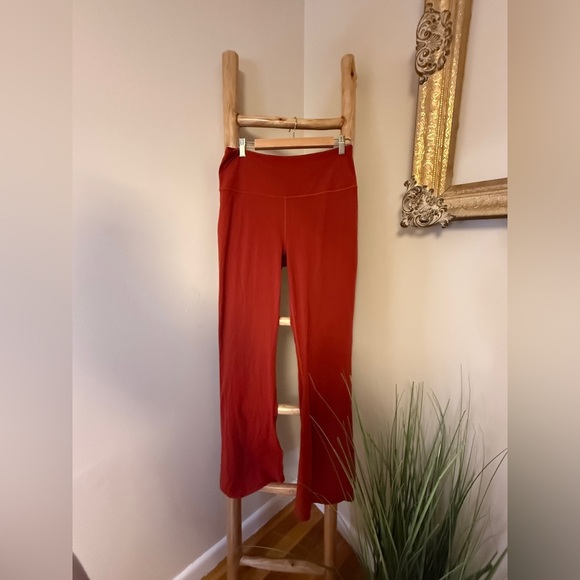 Lululemon Groove Nulu High-Rise Flared Pant 12 Cayenne Burnt Orange - Picture 1 of 8